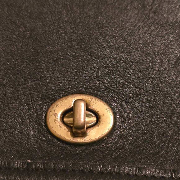 Coach Legacy Small Flap Saddle Bag 9965 Vintage Black GUC Clean. Turnlock. - Picture 3 of 16